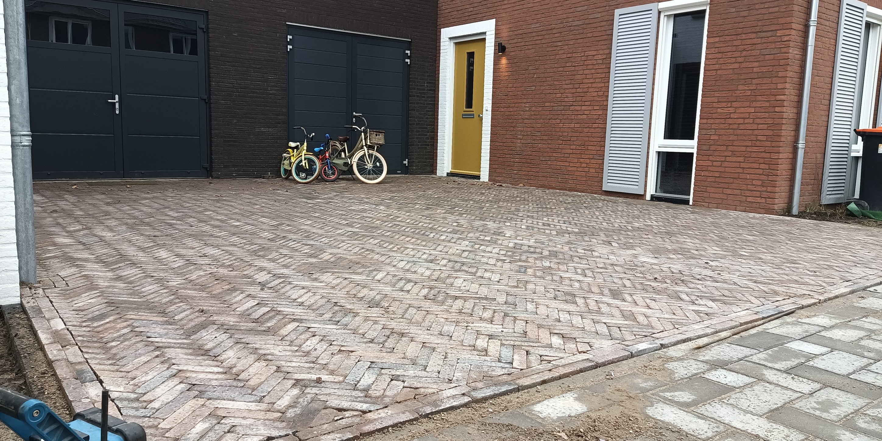 Oprit bestrating Dijkstraten Best